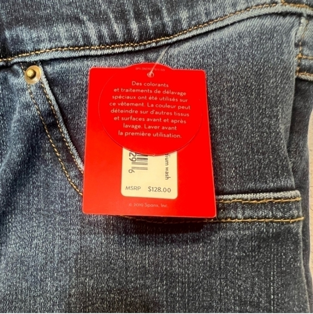 NWT Spanx Distressed High Rise Raw Hem Ankle Skinny Jeans Size Medium - Picture 5 of 9